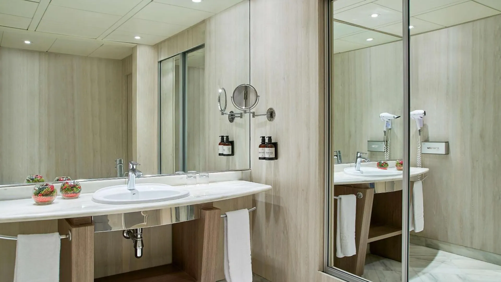 ****  Nh Collection Barcelona Podium Hotel Spanyolország